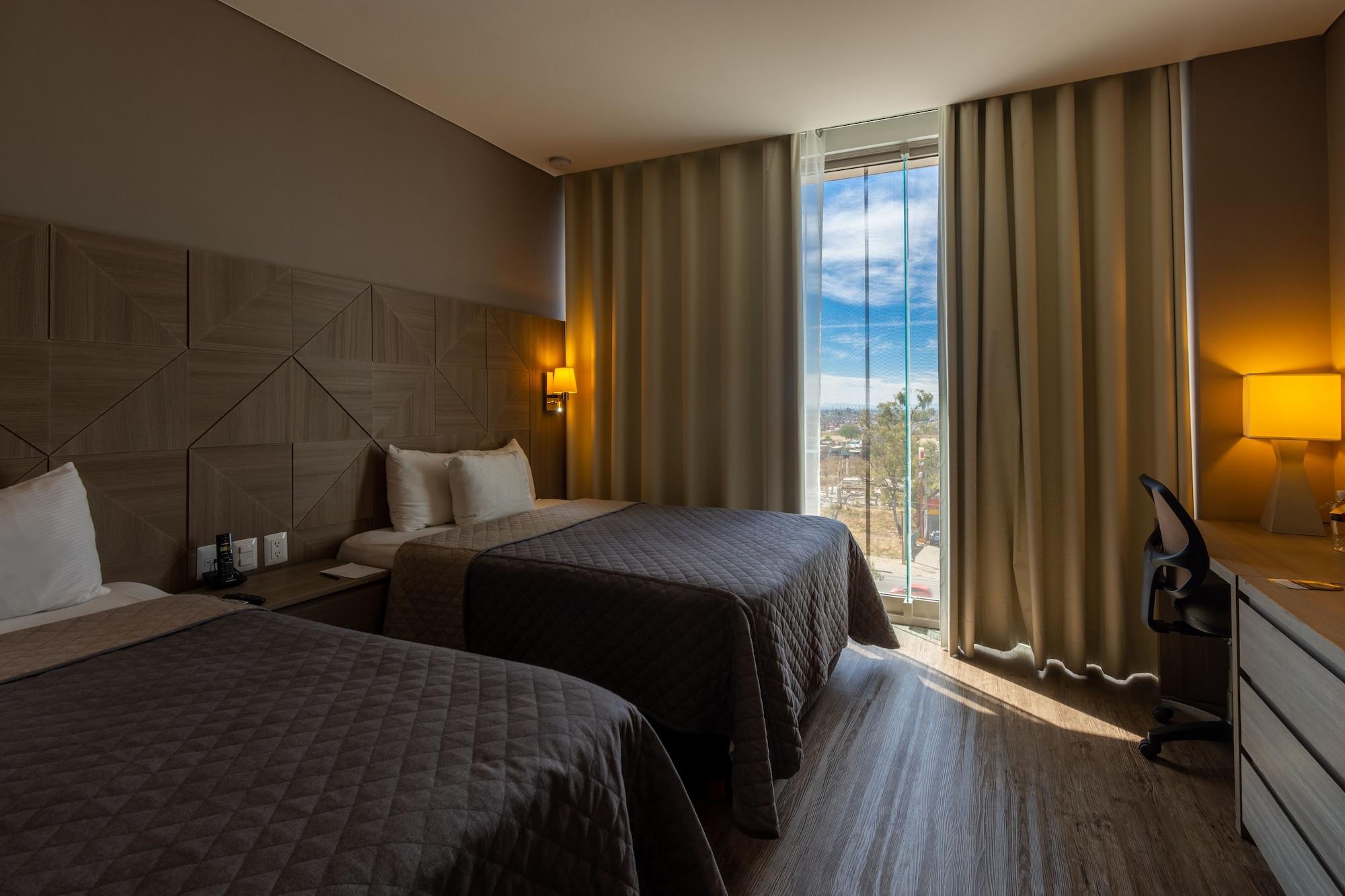 Hotel Glow Point - Mulza León Eksteriør bilde